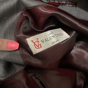 Men’s Gino Valentino Men’s Gray pinstripe 3 button long sleeve casual blazer